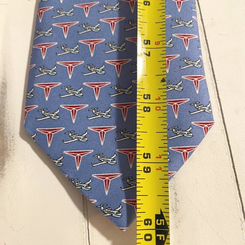 Vineyard Vines Custom Collection Triumph Necktie‎ Silk Blue Airplane Pilot